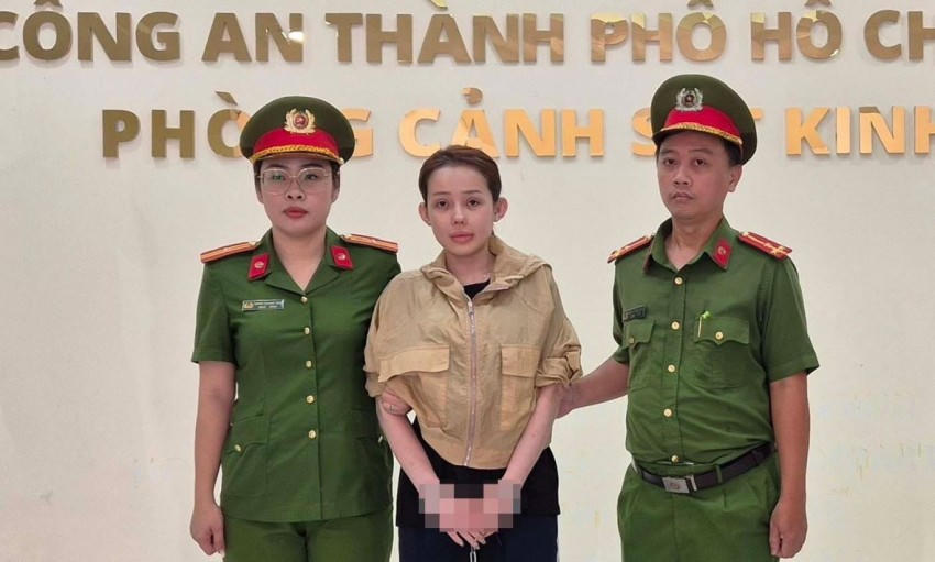 Công an TP HCM vừa ra quyết định khởi tố vụ án, khởi tố bị can và lệnh bắt tạm giam Võ Thị Ngọc Ngân.