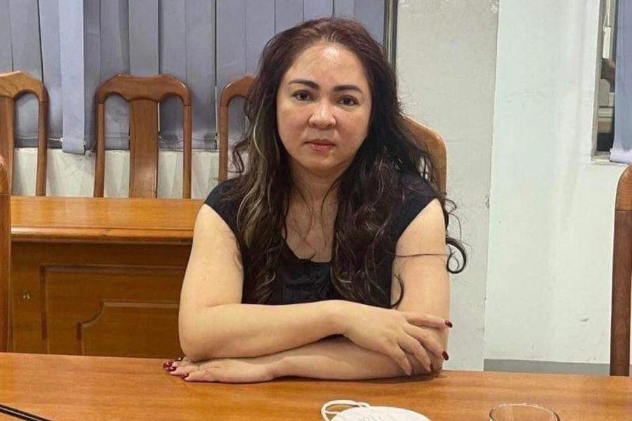 Đình chỉ vụ bà Nguyễn Phương Hằng kiện ông Nguyễn Đức Hiển - 1
