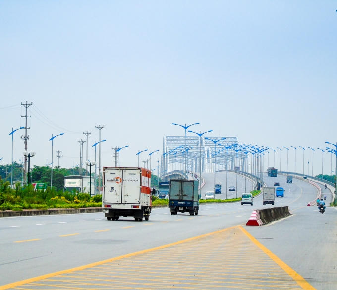 Đây được xem là một trong những tuyến đường đẹp và hiện đại ở Hà Nội.