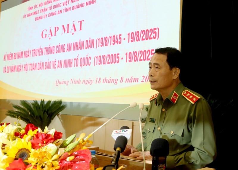 Thượng tướng Lê Quốc Hùng, Thứ trưởng Bộ Công an phát biểu tại chỉ đạo tại buổi gặp mặt 80 năm Ngày truyền thống Công an nhân dân.