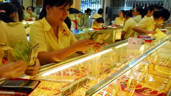 Giá vàng trong nước hôm nay(9/8) tăng nhẹ, trái ngược với chiều giảm của giá vàng thế giới.(Ảnh minh họa)