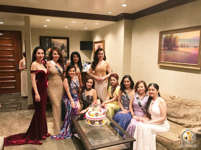 Hoa hậu Uy&ecirc;n Vi chia sẻ kinh nghiệm cho d&agrave;n th&iacute; sinh Mrs. Vietnam World 2018