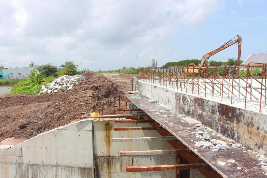 Tỉnh Cà Mau quyết liệt đẩy nhanh giải ngân vốn đầu tư công, kiên quyết xử lý chủ đầu tư chậm tiến độ.