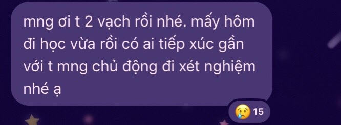 Việc nhận thông báo bạn cùng lớp dương tính đã không còn quá xa lạ. (Ảnh: N.M)