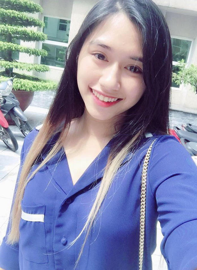 Đi xem Táo Quân, cô gái bỗng được xin link Facebook nhiều nhất tối 30 Tết