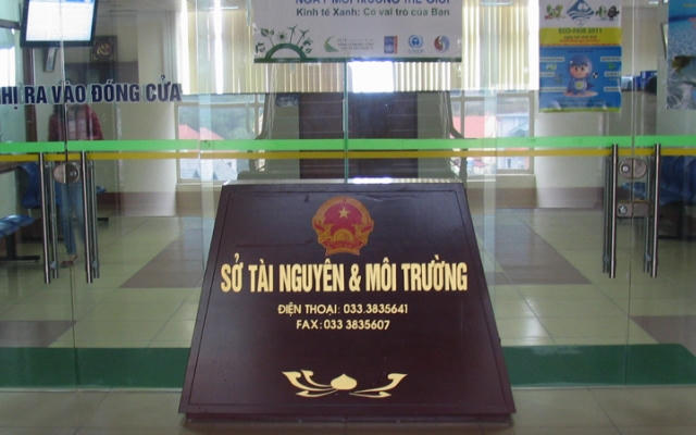 Quảng Ninh: Kỷ luật Phó Giám đốc, nguyên Phó Giám đốc Sở Tài nguyên và Môi trường do có vi phạm về đất đai