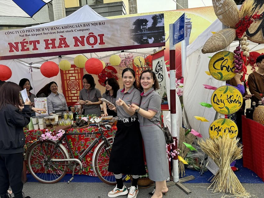 Gian hàng ẩm thực Nét Hà Nội của Công đoàn NASCO