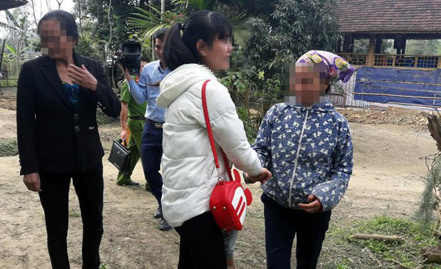 Sau một năm bị lừa bán phải làm vợ nơi xứ người, H đã được giải cứu và trở về đoàn tụ cùng gia đình.