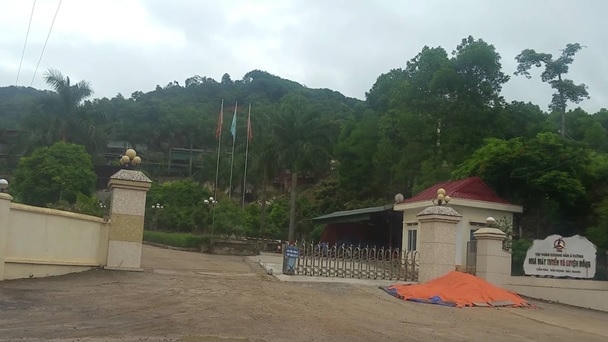 Công ty CP Tập doàn khoáng sản Á Cường đặt trụ sở tại xã Cẩm Đàn, huyện Sơn Động, tỉnh Bắc Giang