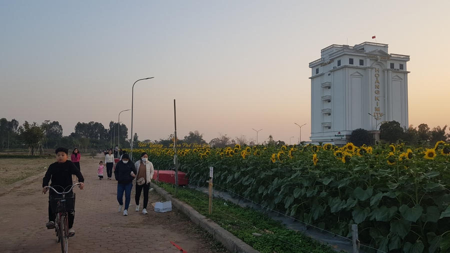 2AE54AD2-FED3-45B0-9263-D32499850E36.