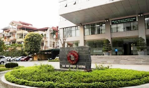 Trường ĐH Ngoại thương.