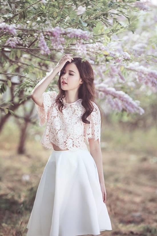 Midu xinh tươi quên chuyện tình buồn, hân hoan đón chào năm mới 2016