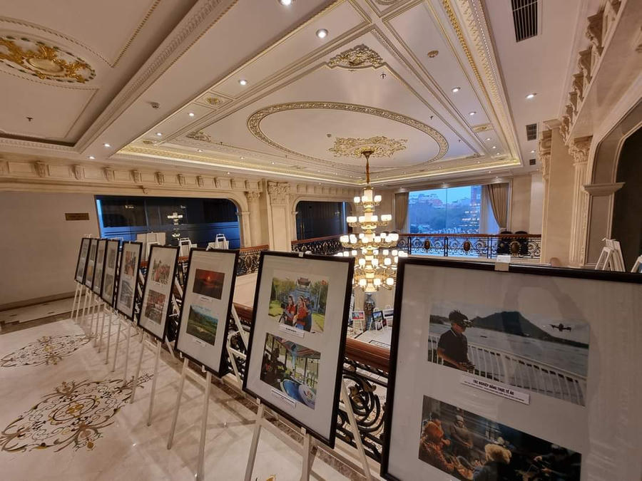 Công tác chuẩn bị cho triển lãm ảnh đã hoàn tất.