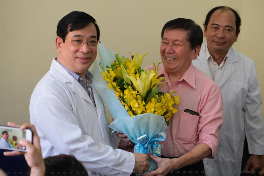 9/15 benh nhan moi mac covid-19 tren 60 tuoi, nguy co voi nguoi gia hinh anh 3