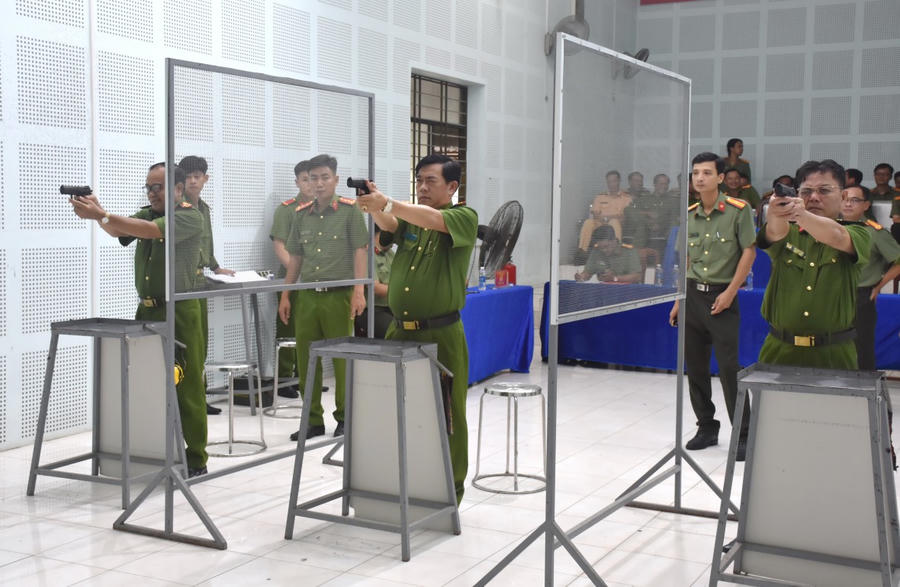 Đầu tư xây dựng cơ sở vật chất phục vụ công tác huấn luyện.