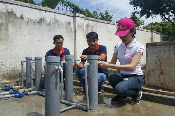 Hoa hậu Việt Nam 2016: Thí sinh học giỏi khóc liên tục vì thấy mình làm chưa đủ tốt