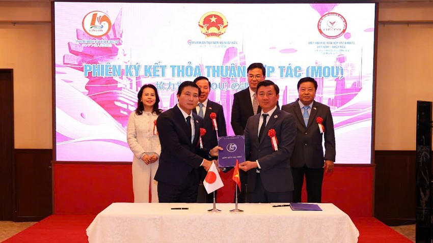 Hiệp hội Xúc tiến kinh tế Việt Nam – Nhật Bản trao Ý định thư quan tâm xúc tiến đầu tư nhiều lĩnh vực vào tỉnh Long An