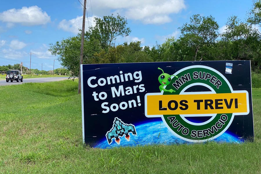 Đế chế của tỷ phú Elon Musk trở thành "ngọn hải đăng" cho nền kinh tế địa phương. Ảnh: Bloomberg.