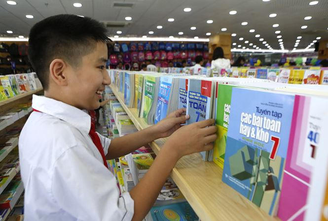 Năm học 2019 - 2020 học sinh lớp 1 sẽ được học SGK của chương trình GDPT mới. Ảnh: tienphong.vn