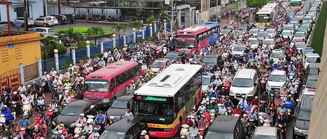 Việc dẹp xe xuyên tâm đứng trước nguy cơ “lụt” tiến độ.