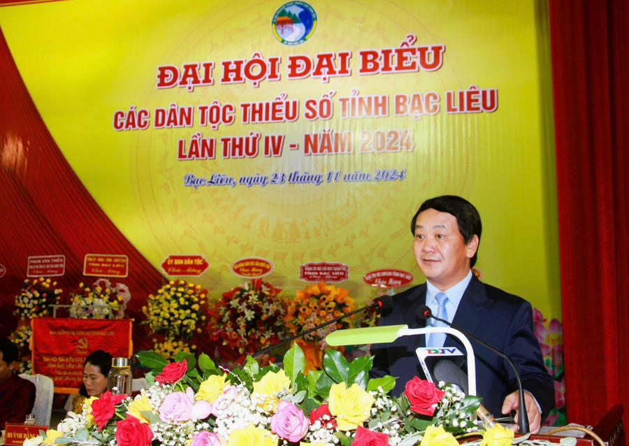 Ông Hầu A Lềnh - Ủy viên Ban Chấp hành Trung ương Đảng, Bộ trưởng, Chủ nhiệm Ủy ban Dân tộc của Chính phủ, phát biểu chỉ đạo Đại hội.