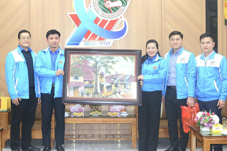 EA514678-0742-44AB-93C6-7A8AE2B2A0C5.