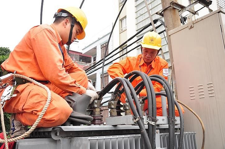 Tăng cường kiểm tra, xử lý lưới điện phục vụ dịp nghỉ Lễ (Ảnh minh hoạ)