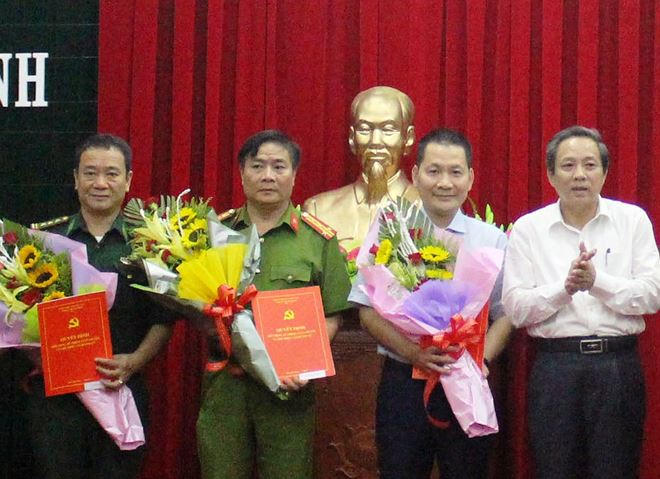 C&ocirc;ng bố loạt quyết định nh&acirc;n sự Qu&acirc;n đội, C&ocirc;ng an