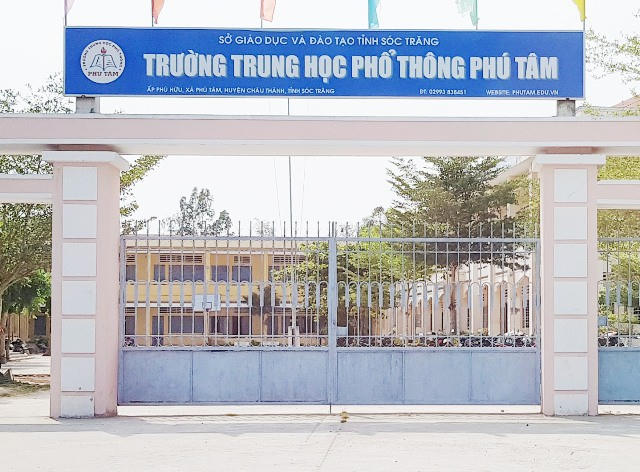 Trường THPT Phú Tâm, nơi ông Trần Công Lý làm Hiệu trưởng.