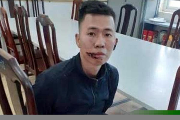 Nguyễn Văn Cảnh tại cơ quan công an 