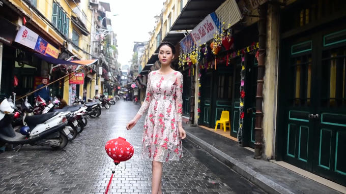 Bản tin Thời trang Plus số 7: Thanh lịch, quyến rũ với v&aacute;y ren ng&agrave;y Tết