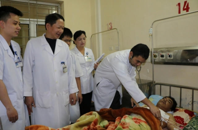 Hà Tĩnh: Cứu sống hai người bị trâu húc