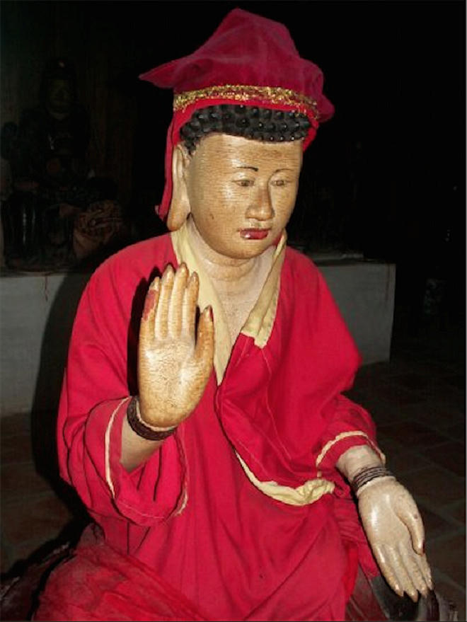 Thuý nguyện ấn là ấn quyết sự hoàn thành ước nguyện chuyên tâm giải thoát nhân loại.