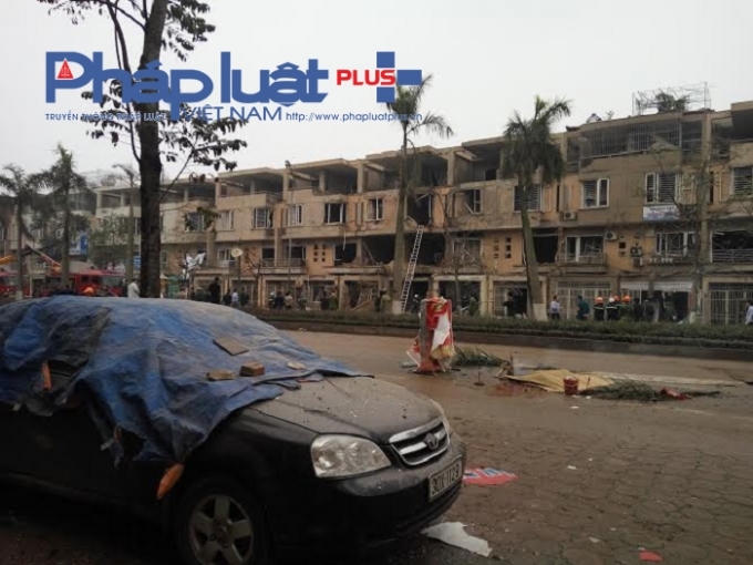 Theo luật sư Hoàng Nguyên Hồng, nhà nước cần hỗ trợ sửa chữa nhà cho người dân.