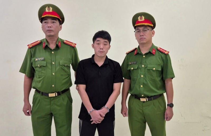 Chủ tài khoản TikTok “Dù Bầu Trời” bị bắt tạm giam vì lợi dụng quyền tự do dân chủ.