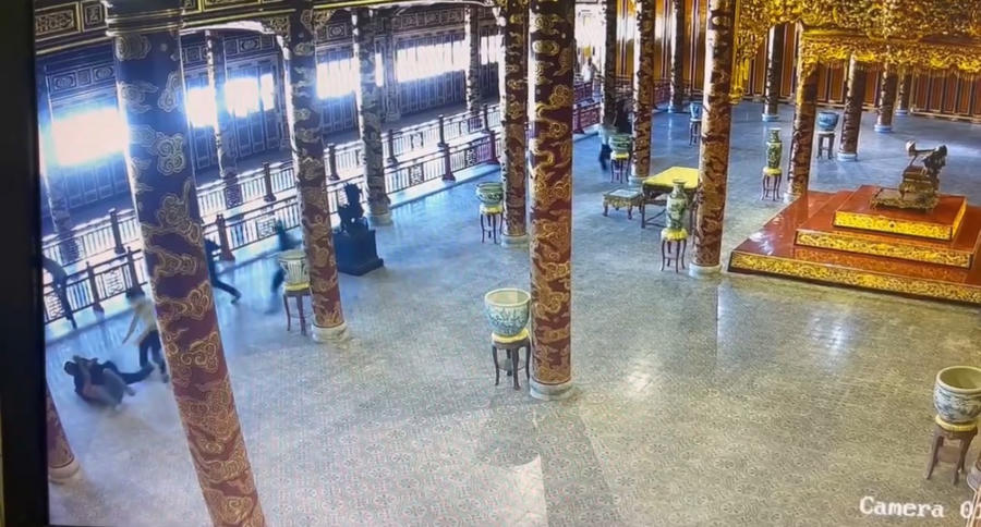 Lực lượng chức năng khống chế Hồ Văn Phương Tâm