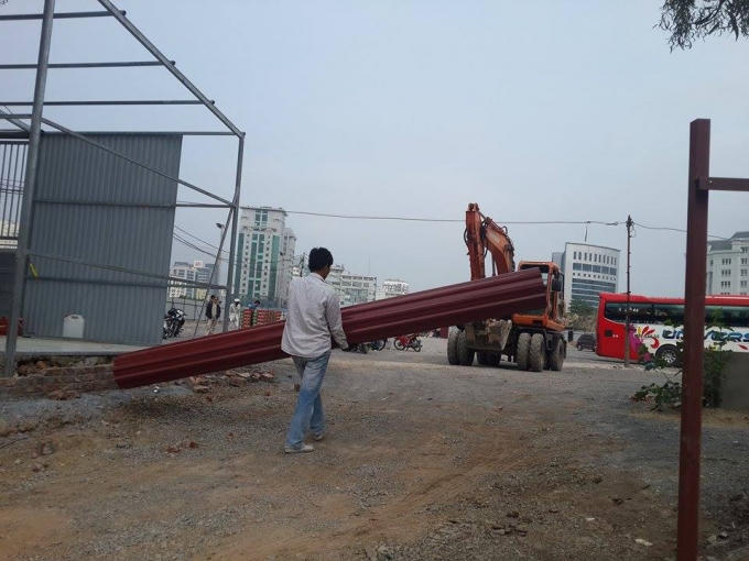 Quá trình thực hiến phá dỡ dự kiến sẽ hoàn thành trong ngày 11/1.