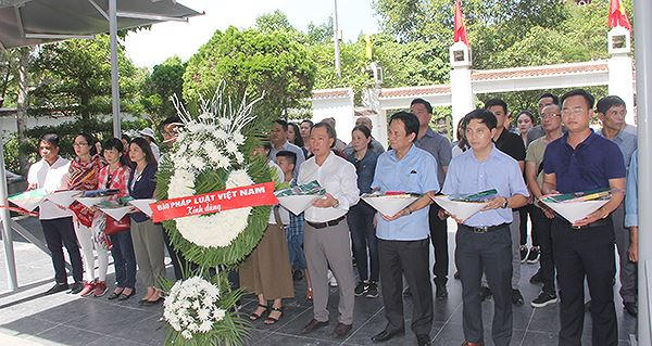 Anh63.