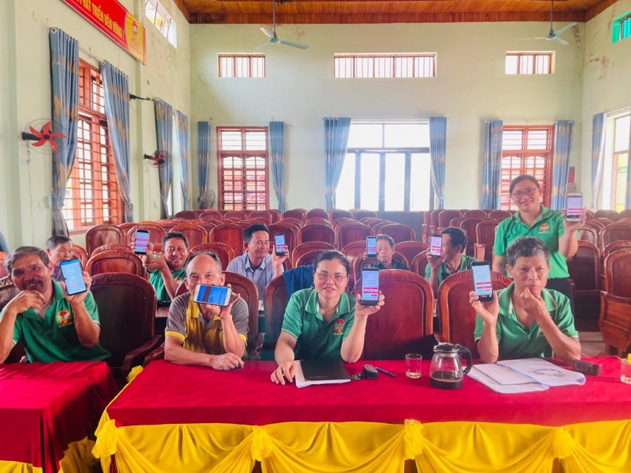Đông đảo người dân trên địa bàn huyện Kỳ Anh hào hứng tham gia cuộc thi tìm hiểu pháp luật về hôn nhân gia đình và chính sách dân số - kế hoạch hóa gia đình.