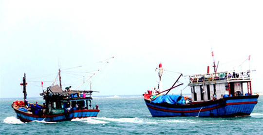 Nhóm 12 người bị ép làm ngư phủ trên 2 tàu cá ở Kiên Giang đã được giải cứu. (Ảnh: Đinh Hưng)