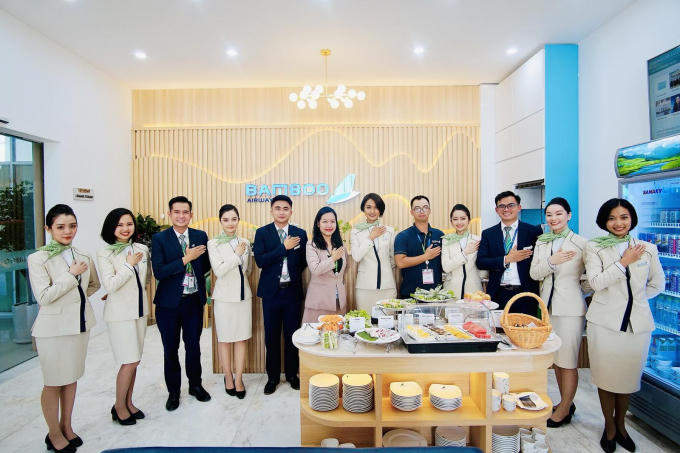 Tập thể nhân viên Bamboo Airways công tác tại Côn Đảo