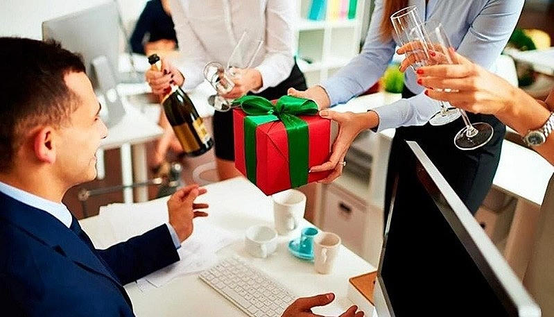 Công việc sẽ có nhiều khởi sắc hơn khi được cấp trên quan tâm qua những lời chúc đầy ý nghĩa giúp công việc thăng tiến và thành công.