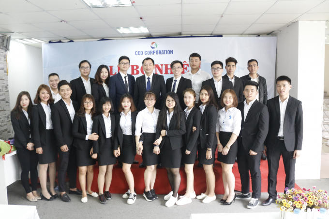 Đội ngũ cán bộ nhân viên của Tập đoàn CEO Việt Nam trẻ trung, nhiệt huyết và thân thiện