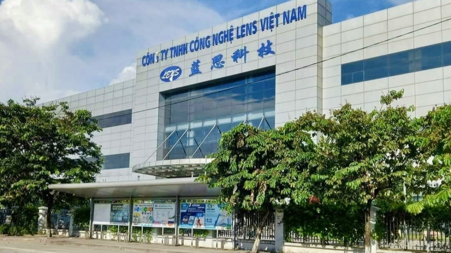 Xử phạt Công ty TNHH Công nghệ Lens Việt Nam xây dựng không phép và bị UBND tỉnh Bắc Giang xử phạt vi phạm hành chính.