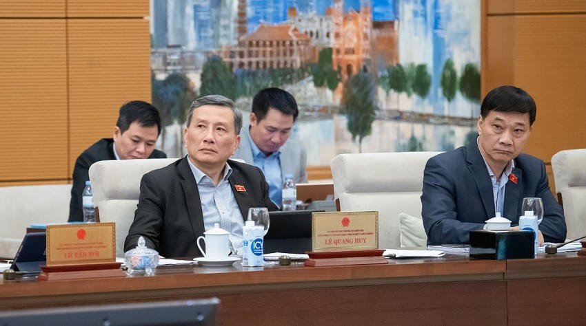 Sửa đổi Luật Tổ chức Chính phủ: Đẩy mạnh phân cấp, phân quyền