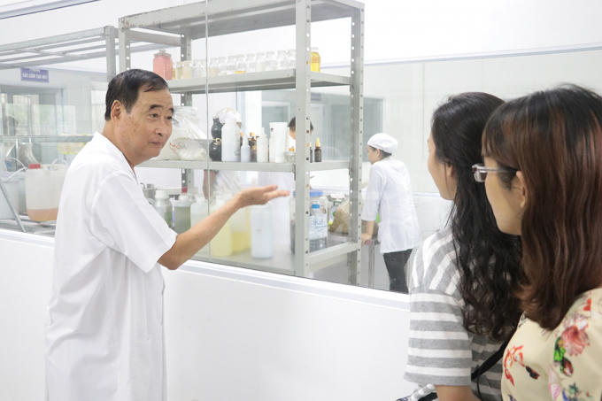 Lương y, TS. Nguyễn Hữu Khai chia sẻ về kinh nghiệm cũng như tầm quan trọng của nền y học dân gian Việt Nam.