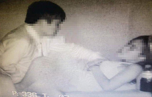 Hình ảnh nhạy cảm của cặp khán giả bị phán tán khi đến xem phim tại CGV.