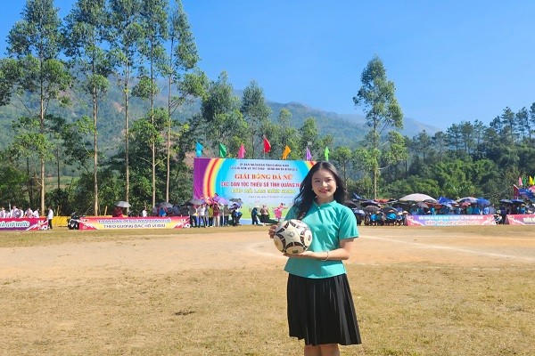 Cầu thủ bóng đá nữ các dân tộc thiểu số tỉnh Quảng Ninh.
