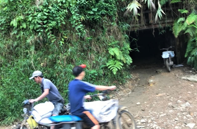 Xâm nhập “đại công trường” khai thác vàng trái phép