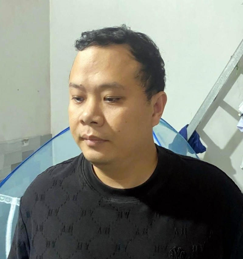Đối tượng Nguyễn Thanh Phong tại Cơ quan Công an. (Ảnh: Công an tỉnh Tuyên Quang).